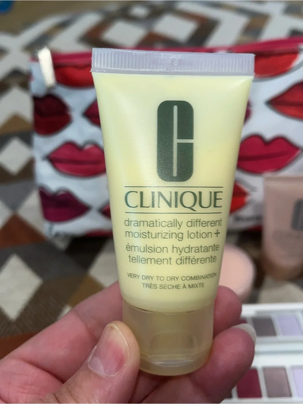 New Clinique 4 Piece w/Cute Pouch!